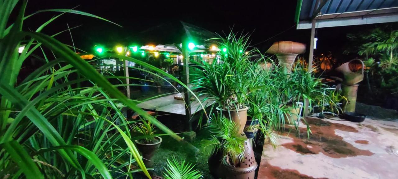 Tamteh Homestay Ayer Hitam Εξωτερικό φωτογραφία
