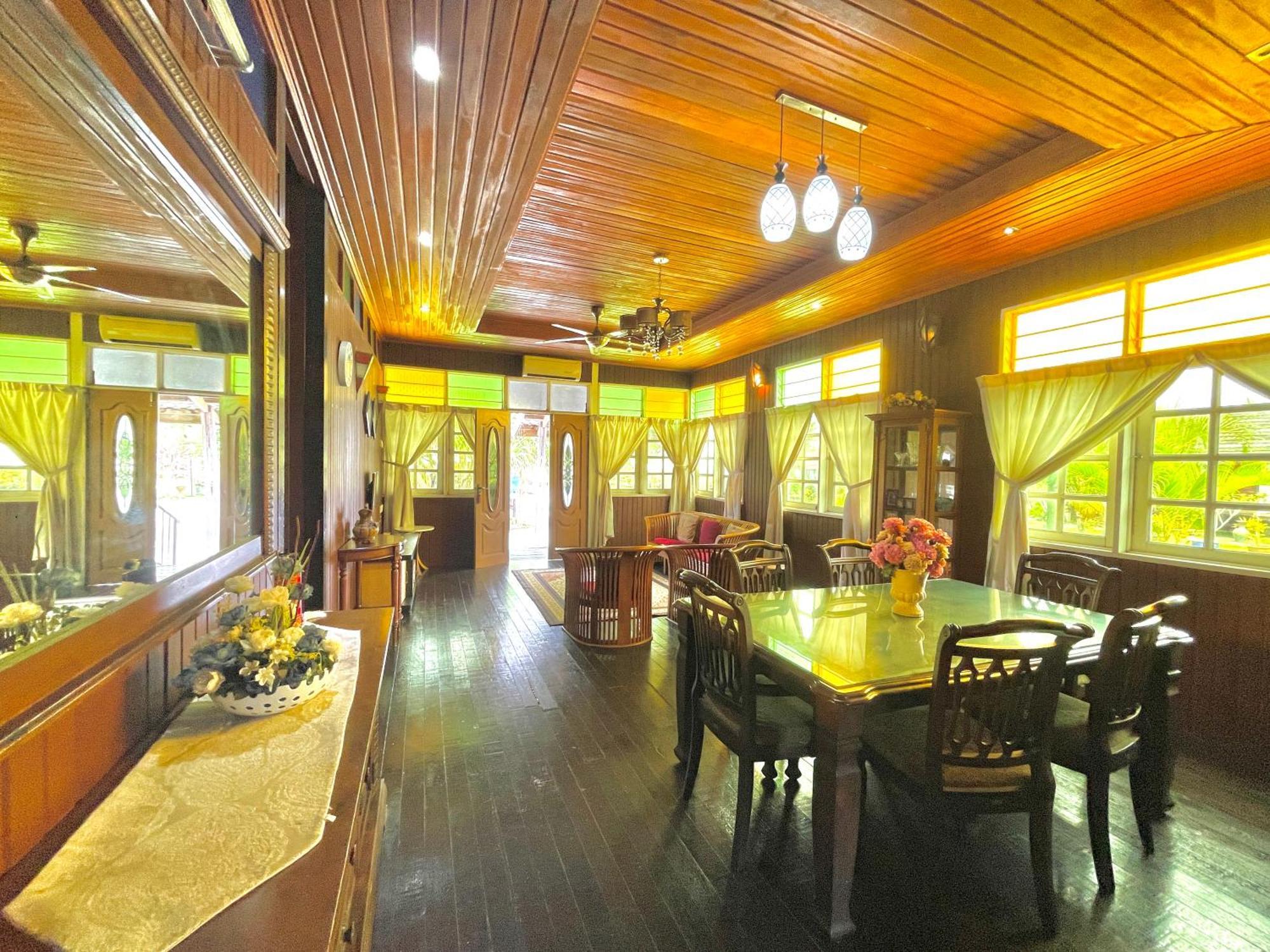 Tamteh Homestay Ayer Hitam Εξωτερικό φωτογραφία