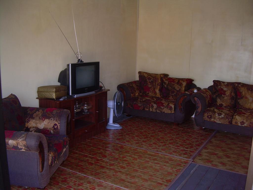 Tamteh Homestay Ayer Hitam Εξωτερικό φωτογραφία